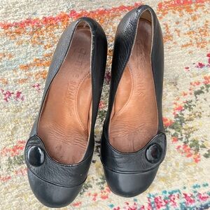 gentle souls Black Leather Round-Toe Flats with Button Accent